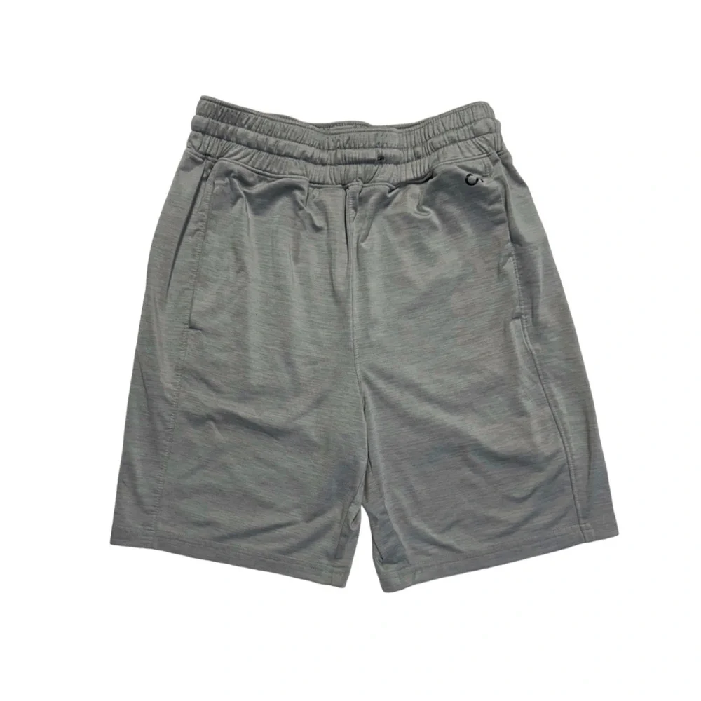 Gap | GapFit Boys Light Silver Gray Performance Shorts, Size Medium
